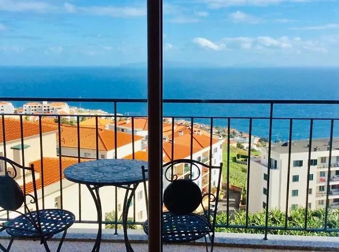 Penthouse With Sea View Apartmán Caniço